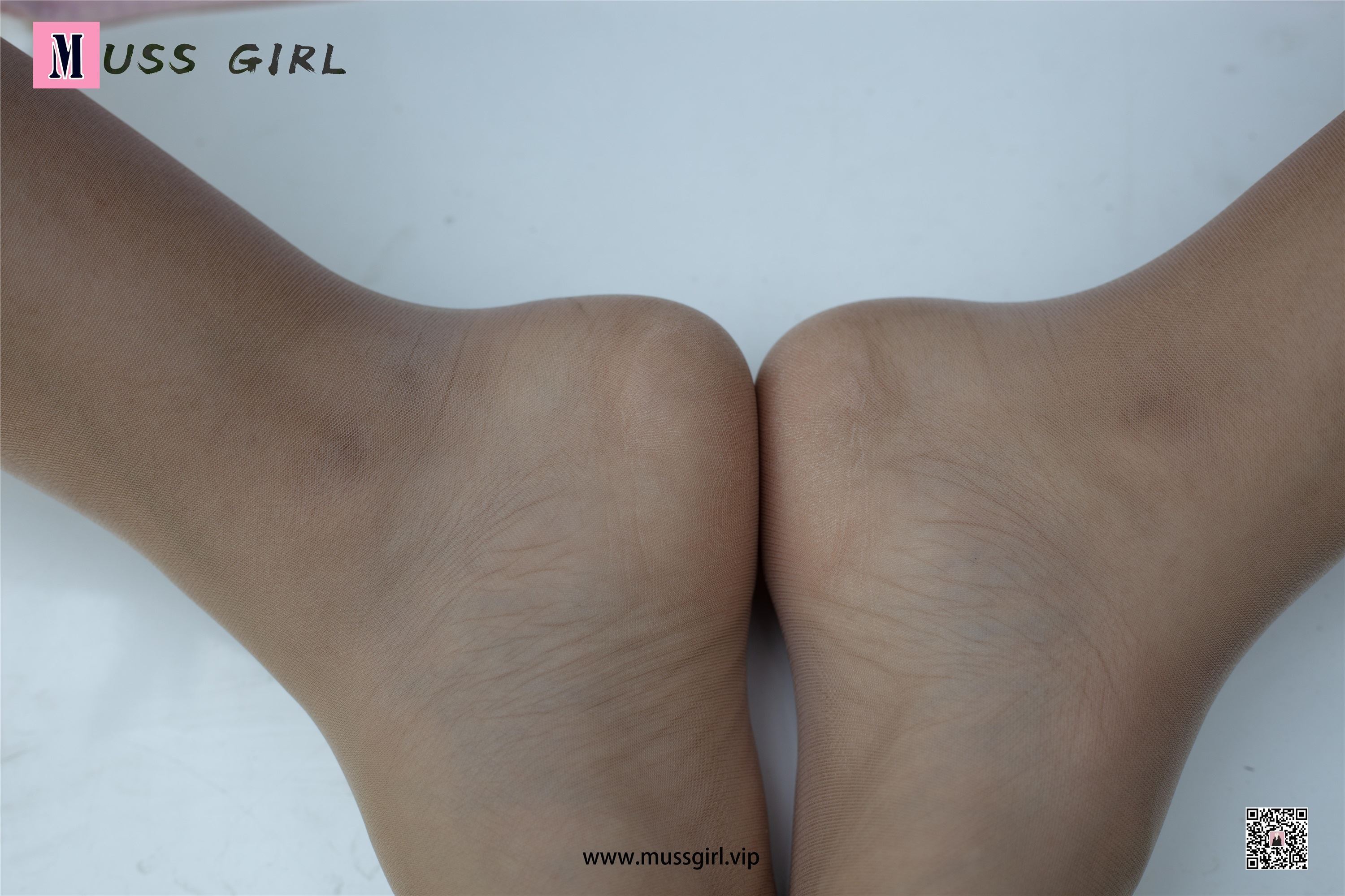 MussGirl慕丝女郎  NO.211 牛仔热裤肉丝美女